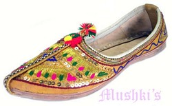 beaded slipper - click here for large view